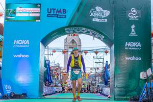 BIB: 5047
                            <button type="button" onclick="openModal(21792624)" class="btn btn-primary btn-sm float-right btn-popup" data-toggle="modal" data-target=".modal-high-quality">
                        <i class="fas fa-shopping-cart"></i> Add to Cart
                    </button>
                                            <button type="button" onclick="isThisMe(21792624, true)" class="btn btn-success btn-sm float-right btn-popup btn-isme hidden" data-toggle="tooltip" data-placement="bottom" title="นี่คือรูปของคุณใช่ไหม คลิกที่นี่เพื่อเอาเข้าอัลบั้ม">
                        <i class="fas fa-plus"></i> Add to album
                    </button>
                    <button type="button" onclick="isThisMe(21792624, false)" class="btn btn-warning btn-sm float-right btn-popup btn-isnotme hidden">
                        <i class="fas fa-ban"></i> Remove from album
                    </button>